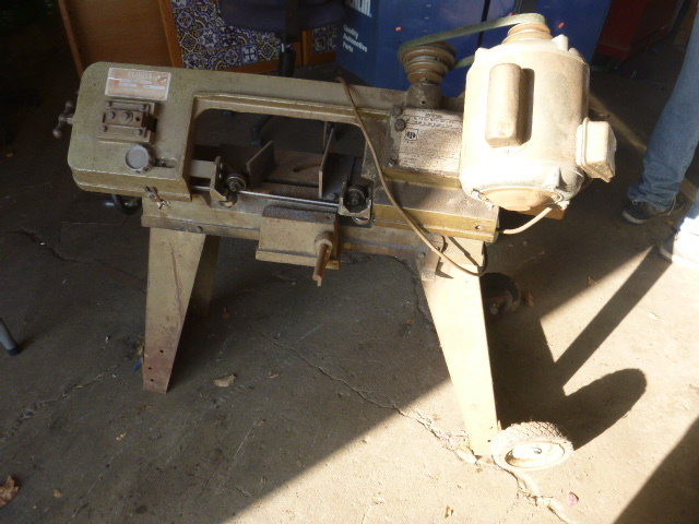 lot 262 image: Cobra Metal Cutting Band Saw