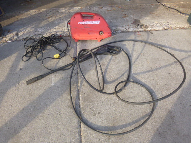 lot 275 image: Power Washer