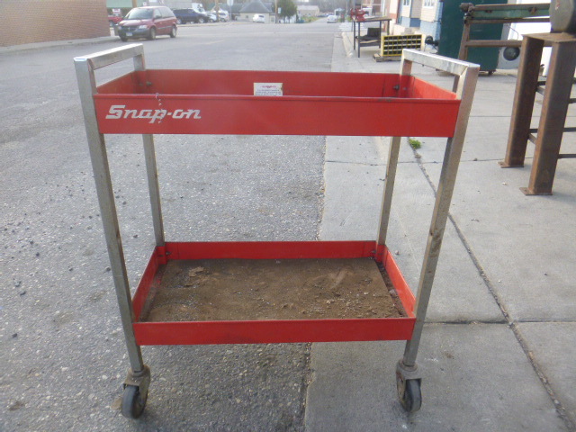 lot 279 image: Snap-On Shop Cart