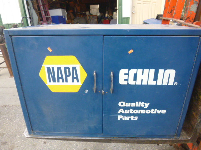 lot 282 image: Napa Cabinet (Garage Cabinet)