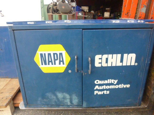 lot 284 image: Napa Cabinet (Garage Cabinet)