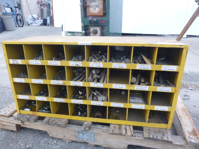 lot 286 image: Parts Bin