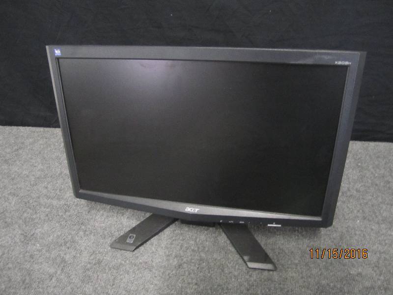 lot 21 image: Acer X203h 20 monitor...