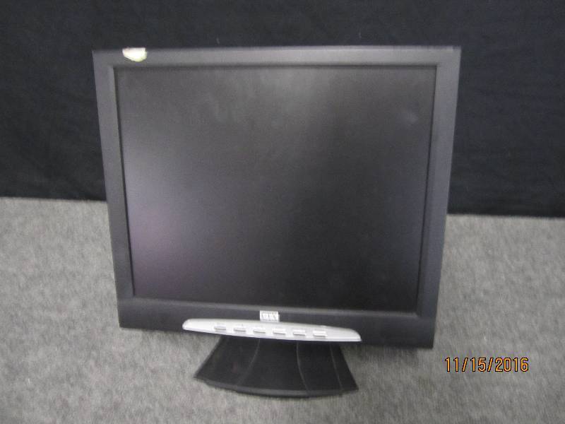 lot 24 image: CTX 17 monitor...