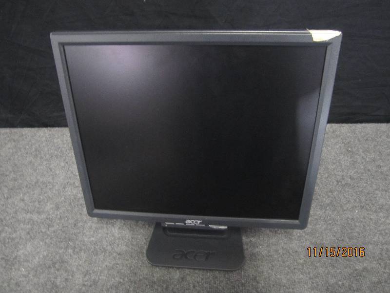 lot 25 image: Acer 17 monitor...
