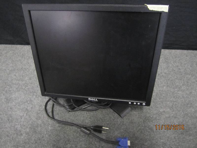 lot 37 image: Dell 17 monitor...