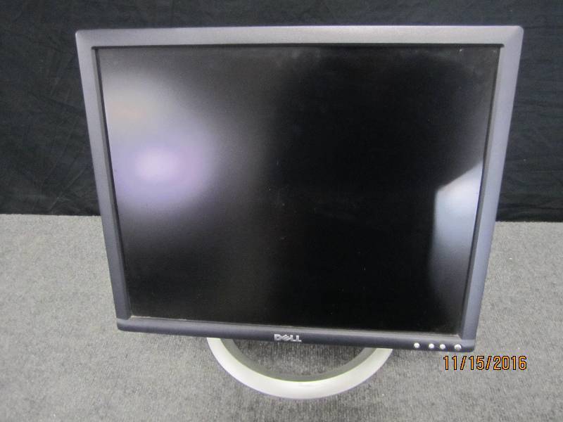 lot 40 image: Dell 19 monitor...