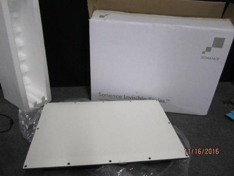 lot 2 image: New Sonance invisible series sub wo...