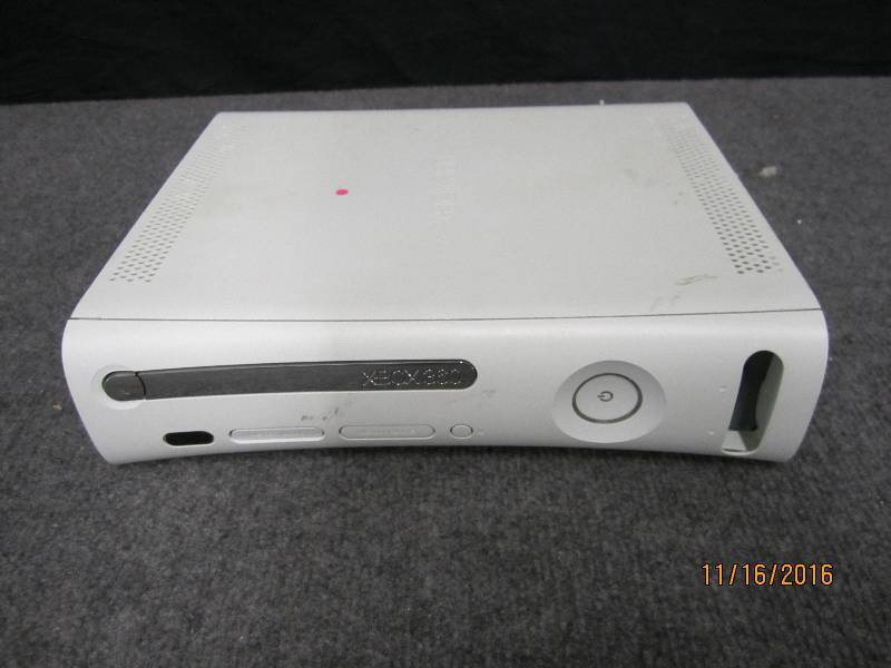 lot 15 image: X Box 360 powers on, 3 red rings...