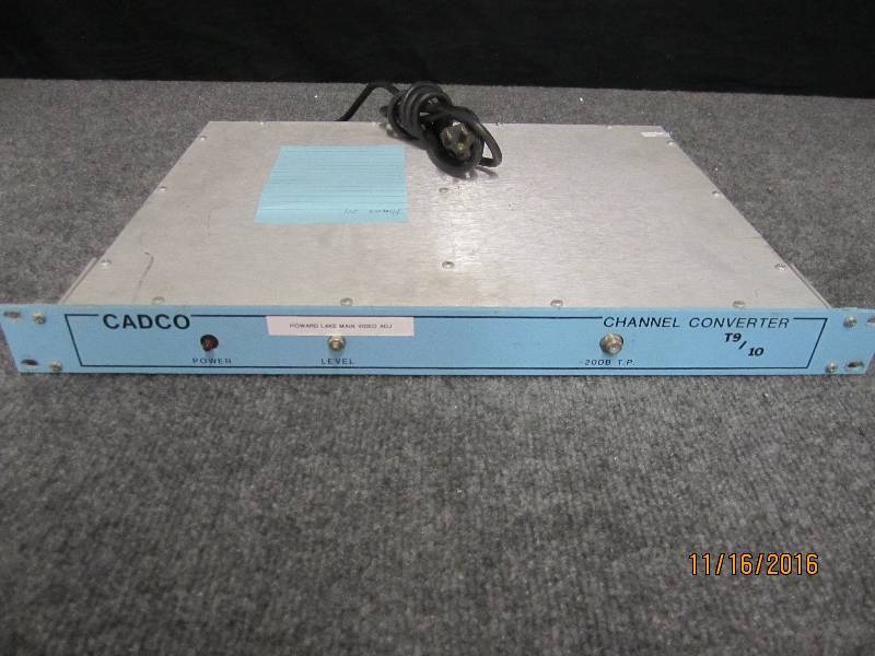 lot 71 image: Cadco channel converter powers on...