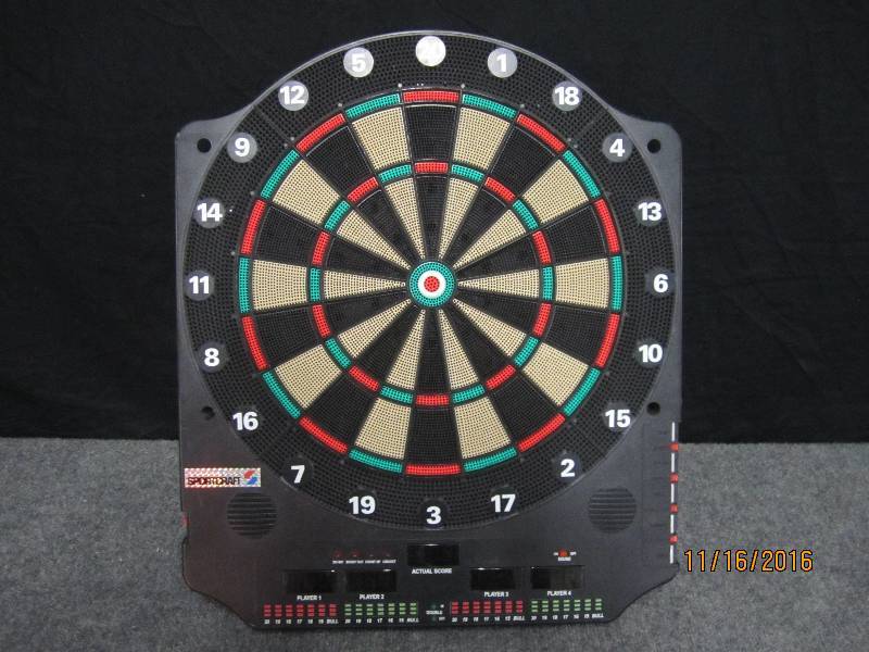 lot 140 image: Sportcraft electronic dartboard...