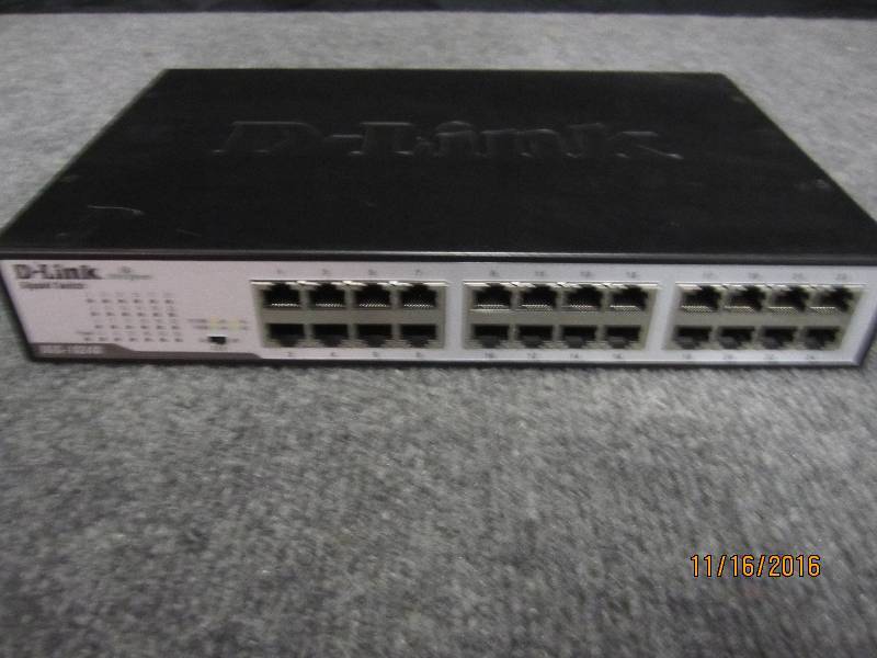 lot 146 image: D-Link DGS-1024D gigabit switch...
