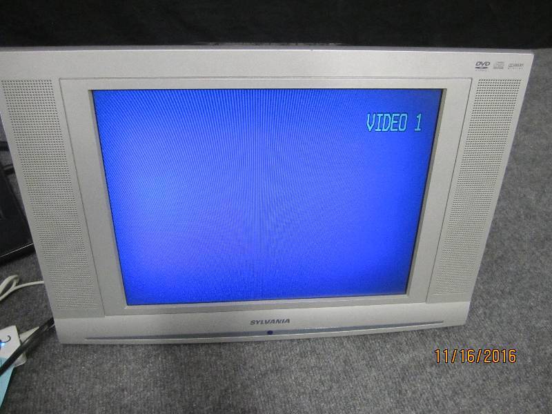 lot 173 image: Sylvania DVD TV ...