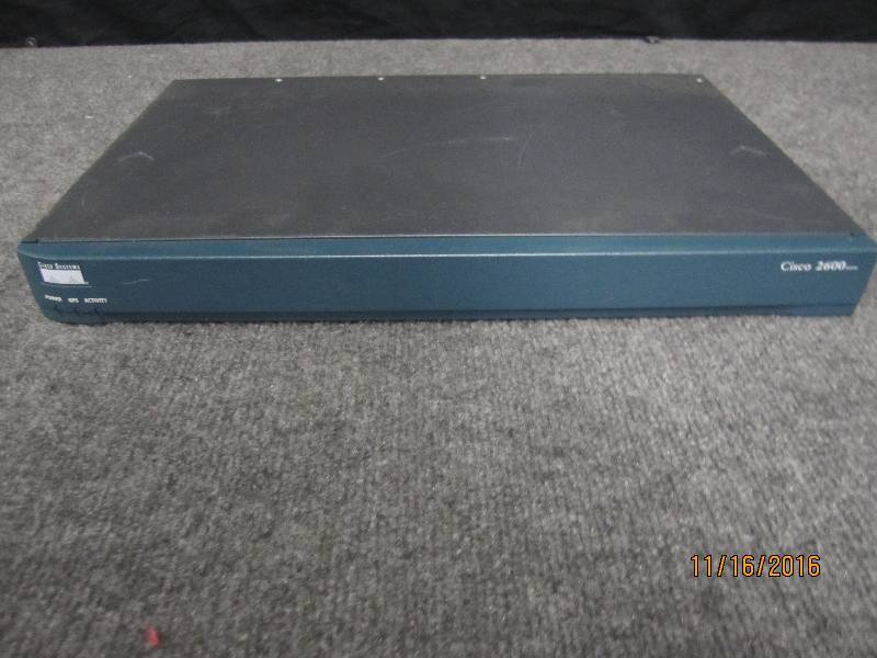 lot 179 image: Cisco 2600 XM Series router...