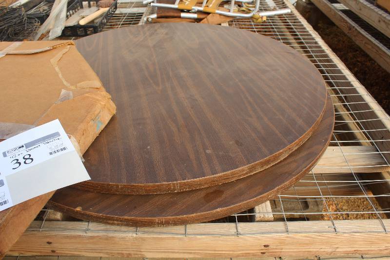 lot 39 image: 42in. Round Table Top