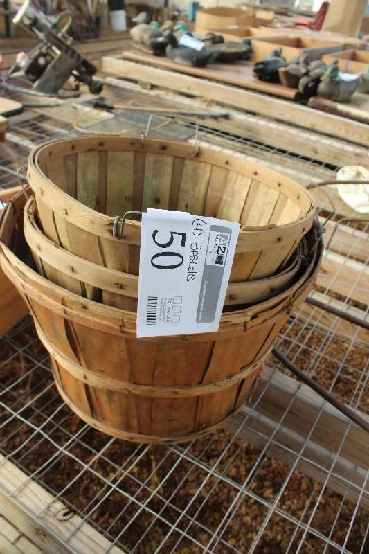 lot 50 image: Lot of (4) Large Round Baskets