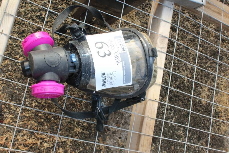 lot 63 image: Gas Mask
