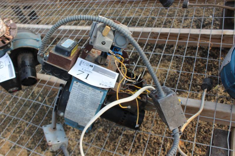 lot 71 image: Beckett 255K BTU Natural Gas & LP Conversion Burner Motor