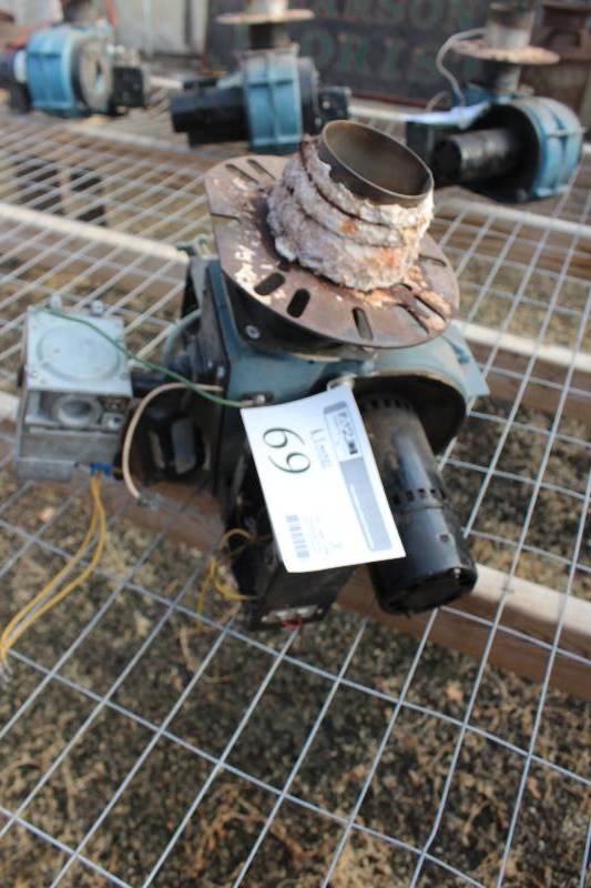 lot 69 image: Beckett 255K BTU Natural Gas & LP Conversion Burner Motor