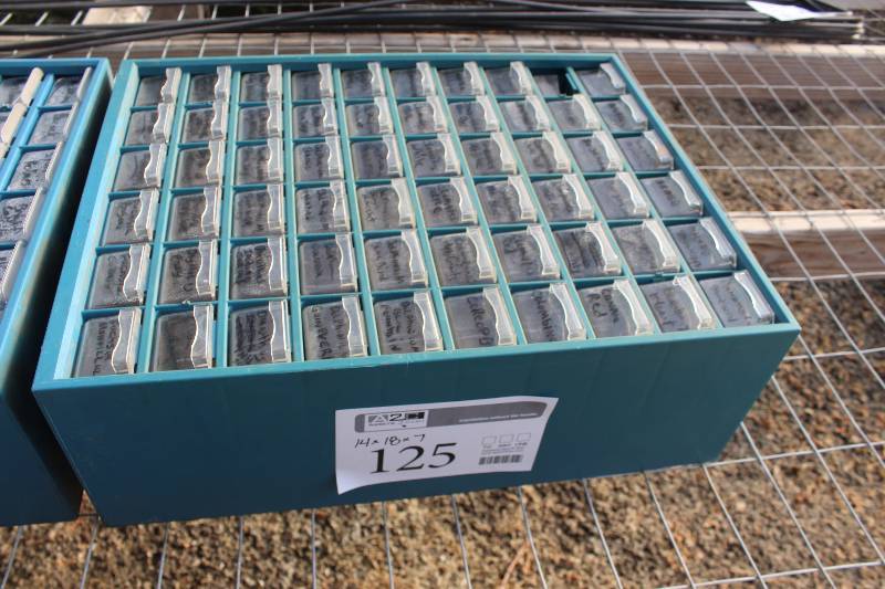 lot 125 image: 60-bin Organizer