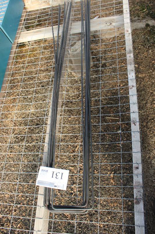 lot 131 image: Lot of (6) 48in. Heating Rods