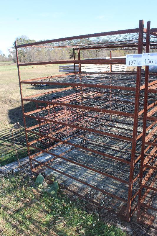 lot 137 image: 4-Wheel Metal Rack