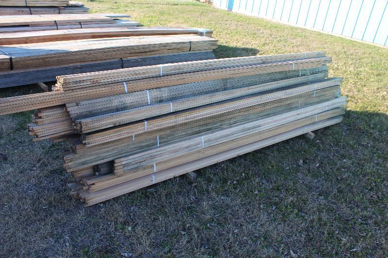 Lot of (20 Bundles of 25) Wood Boards
