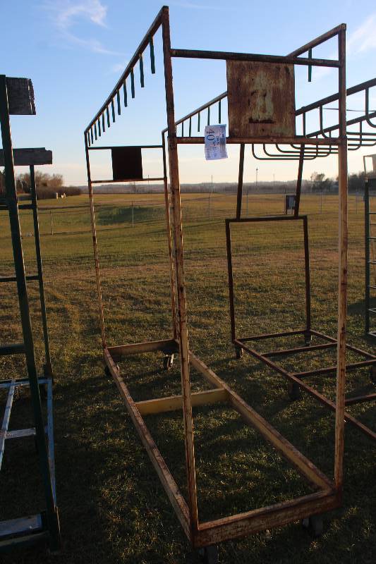 4-Wheel Steel Rack