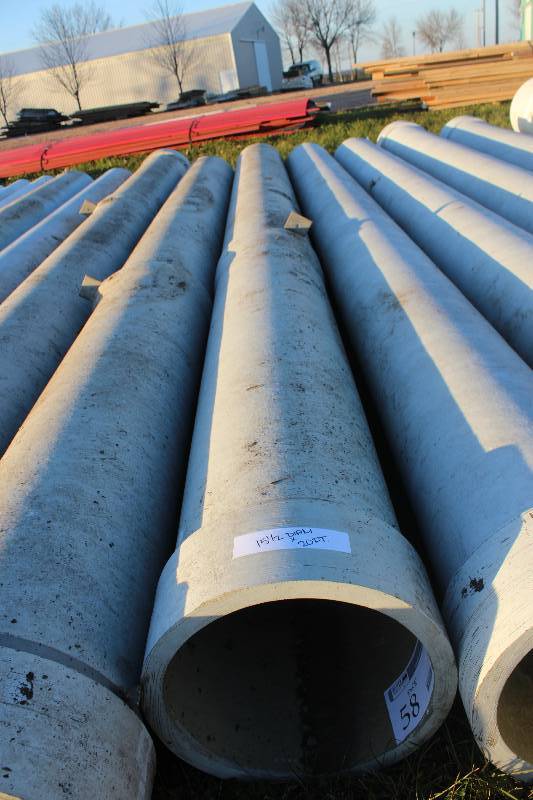 Lot of Pipe