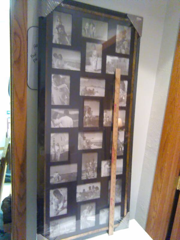 lot 14 image: Multi Picture Frame, New