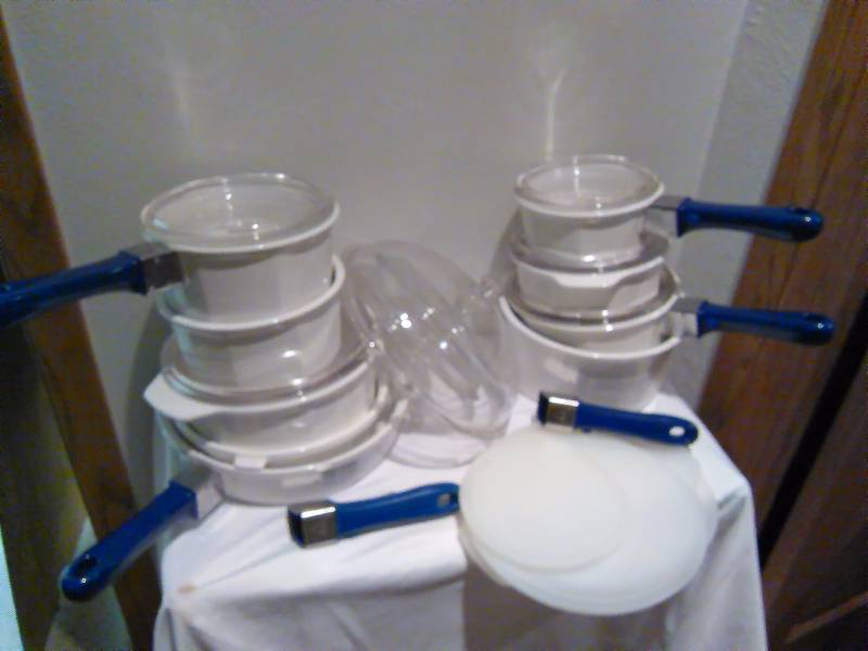 lot 20 image: Princess House cookware set (28 pieces in all)