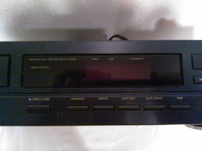 lot 27 image: Denon compact disc player DCD-560, powers up