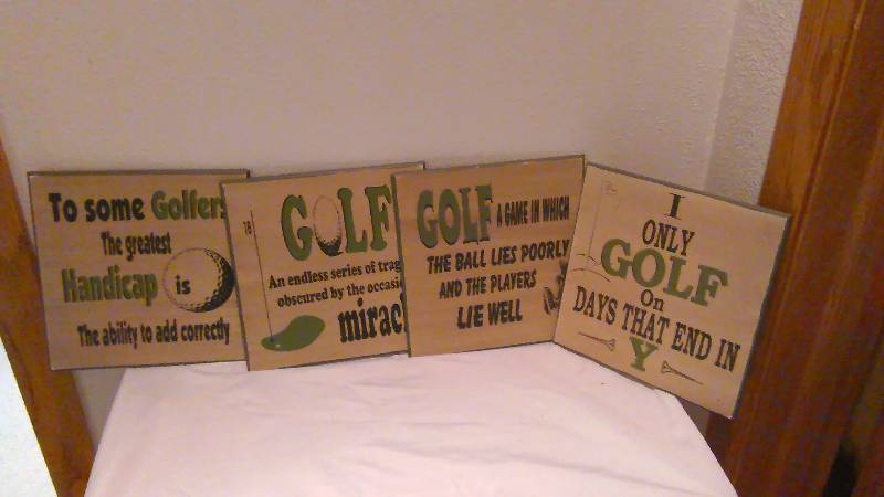 lot 105 image: 5 Golf Signs  Plaques Great for wall or man cave