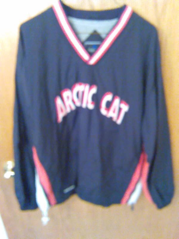 lot 144 image: Artic Cat Medium, Holloway Brand, Retro Style