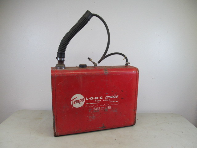 lot 36 image: Vintage Tempo Long Cruise Fuel Tank