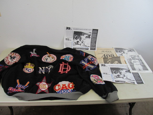 lot 39 image: Vintage Negro League Jacket & Autographs