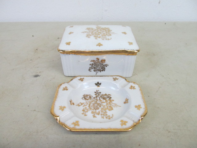 lot 50 image: Vintage GDA Limoges Trinket Box & Ashtray