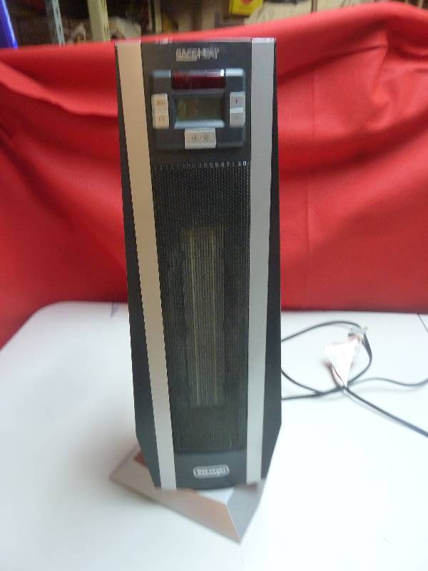 lot 77 image: DeLonghi Safe Heat Oscilating Electric Heater