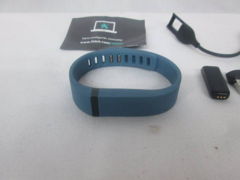 lot 22 image: Fitbit Flex Wireless Activity and Sleep Wristband