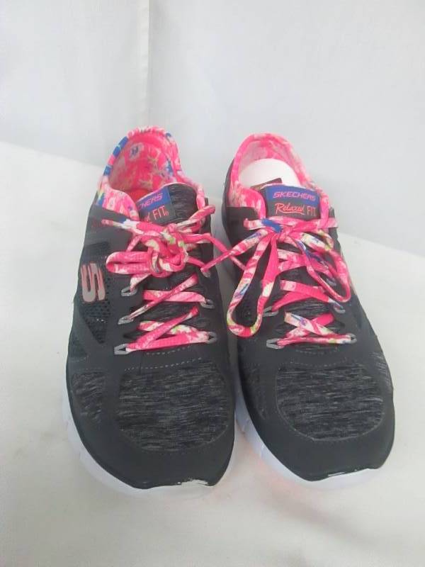 lot 47 image: Skechers Womens Sunset Dreams Walking Shoe