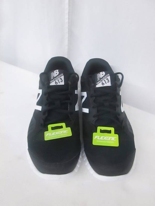 lot 46 image: New Balance Mens 613v1 Training Shoe