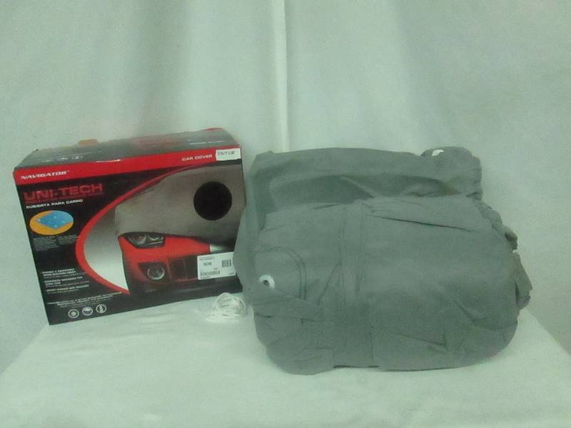 lot 42 image: Pilot Automotive Car Cover