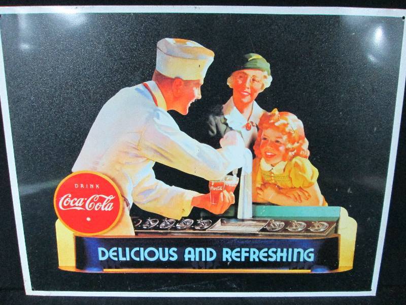 lot 67 image: Collectable Tin Coca Cola Sign