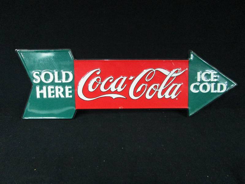lot 75 image: Collectable Embossed Tin Coca Cola Sign