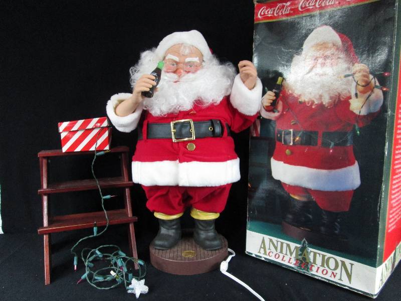 lot 7 image: Animated Coca Cola Santa Clause