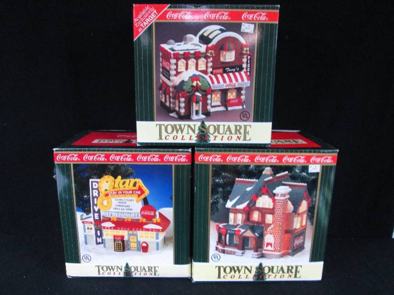 lot 11 image: Coca Cola Town Square Collection Buildings