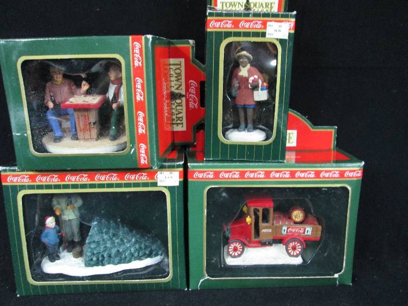 lot 13 image: Coca Cola Town Square Collection Accessories