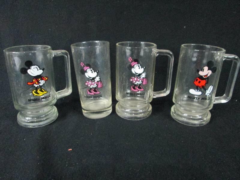 lot 85 image: Mickey & Minnie Mouse Glasses