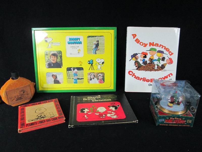 lot 91 image: Peanuts Collectables
