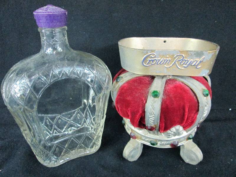 lot 100 image: Crown Royal Whisky Bottle Holder